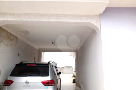 Sobrado à venda com 3 quartos, sendo 2 suítes, em Vila Rea, Poá, SP