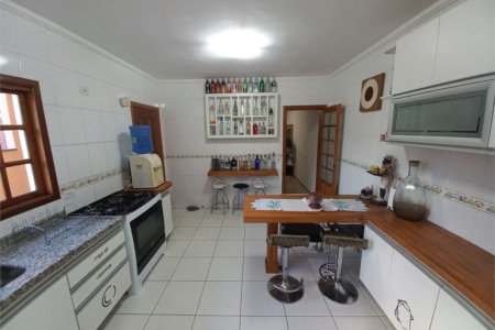 Sobrado à venda com 4 suítes em Paraíso do Morumbi, São Paulo, SP