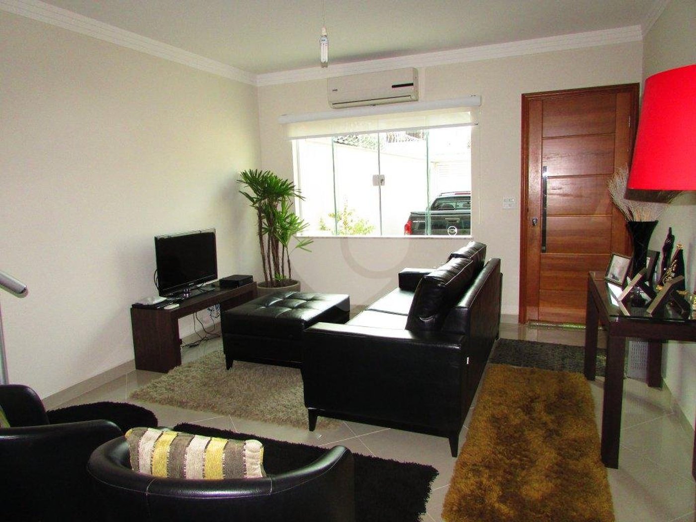 Sobrado à venda com 3 quartos, sendo 1 suíte,  em Vila Constança, São Paulo, SP