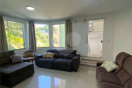 Casa à venda com 4 suítes no condomínio Aruã, Mogi das Cruzes - SP