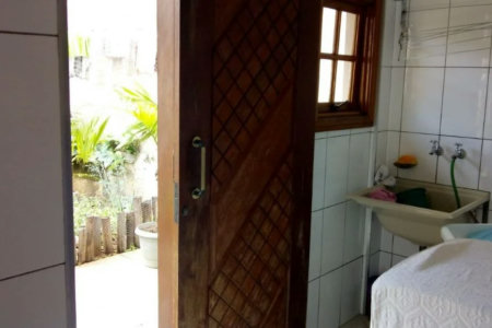 Sobrado à venda com 5 quartos, sendo 1 suíte, em Lapa de Baixo, São Paulo, SP