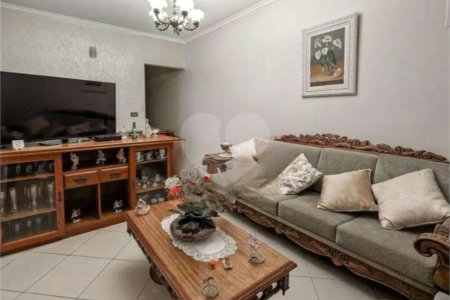 Casa à venda com 3 quartos em Jardim Marisa, São Paulo, SP