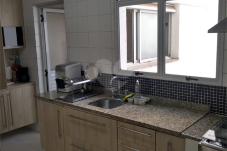 Apartamento à venda com 3 quartos, sendo 1 suíte,  em Vila Leopoldina, São Paulo, SP