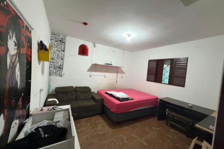 Casa Térrea à venda com 9 quartos, sendo 2 suítes, no condomínio Seranila, Monte Mor - SP