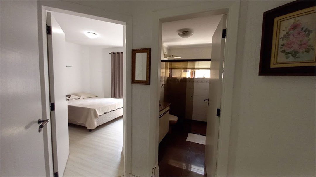 Apartamento Residencial à venda, Enseada, Guarujá - AP1182.