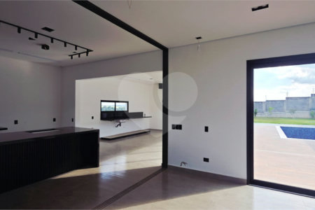 Casa à venda com 4 suítes no condomínio Residencial Dacha, Sorocaba - SP