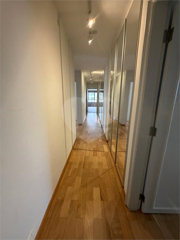 Apartamento para alugar com 3 suítes em Itaim Bibi, São Paulo, SP