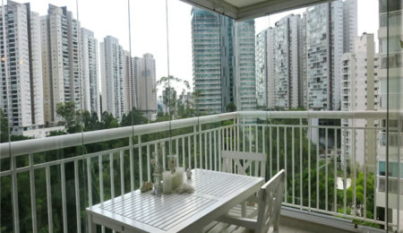 Apartamento à venda com 3 quartos, sendo 1 suíte,  em Vila Andrade, São Paulo, SP