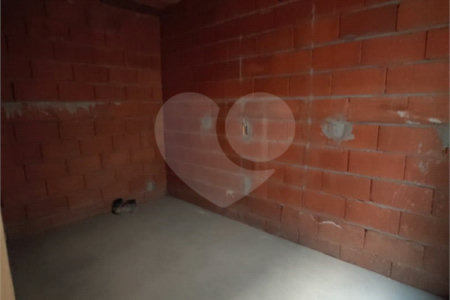 Casa para alugar com 1 quarto no condomínio Residencial Nivi, São Paulo - SP
