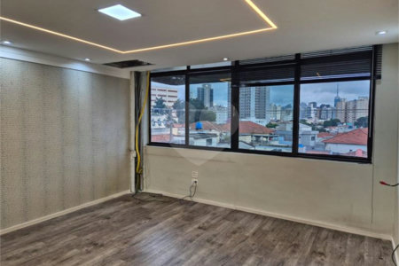 Prédio à venda em Cambuci, São Paulo, SP