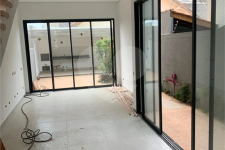 Casa à venda com 3 suítes em Loteamento Loanda, Atibaia, SP