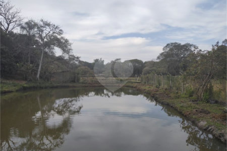 Sítio à venda com 3 quartos, sendo 2 suítes,  em Cachoeira, Atibaia, SP