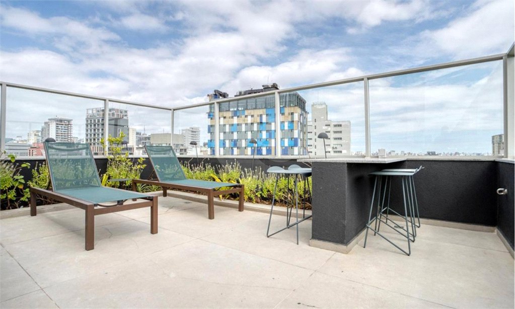 Apartamento à venda ou para alugar com 1 suíte em Pinheiros, São Paulo, SP