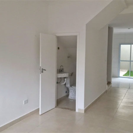 Casa à venda com 2 suítes em Jardim Sarah, São Paulo, SP