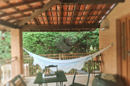 Casa à venda com 3 quartos, sendo 1 suíte, no condomínio Acmti - Colinas do Mosteiro, Terras de Itaici e Recanto dos Pássaros, Indaiatuba - SP