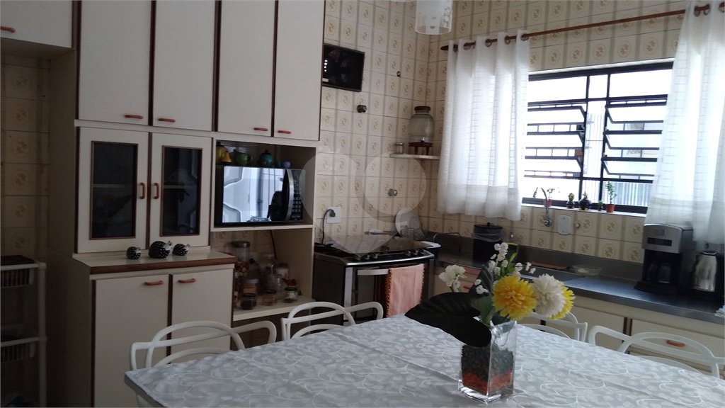 Sobrado à venda com 4 quartos em Tremembé, São Paulo, SP