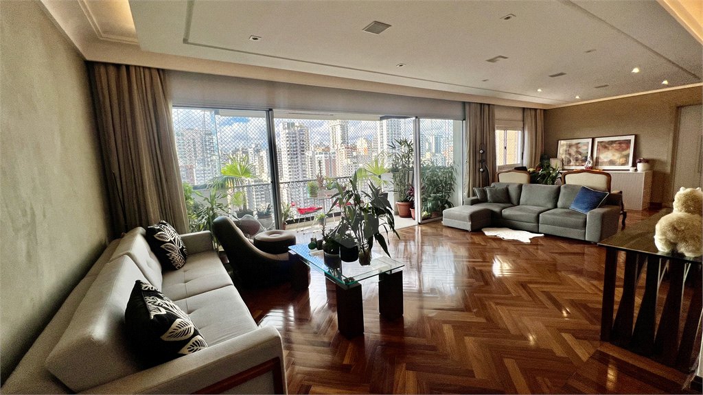 Apartamento à venda com 3 suítes em Perdizes, São Paulo, SP