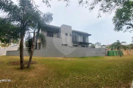 Casa à venda com 4 suítes no condomínio Residencial San Vitale, Bragança Paulista - SP