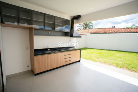 Casa para alugar com 3 suítes no condomínio Juca 700, Atibaia - SP