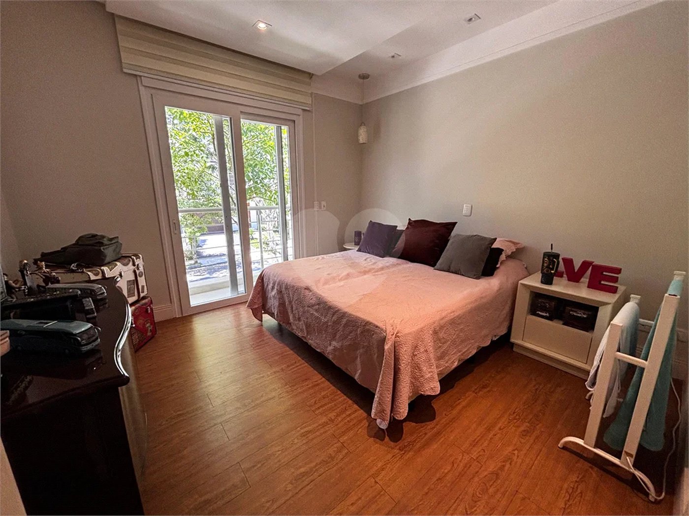 Casa à venda com 4 quartos, sendo 3 suítes, no condomínio Reserva Nova Cantareira, São Paulo - SP