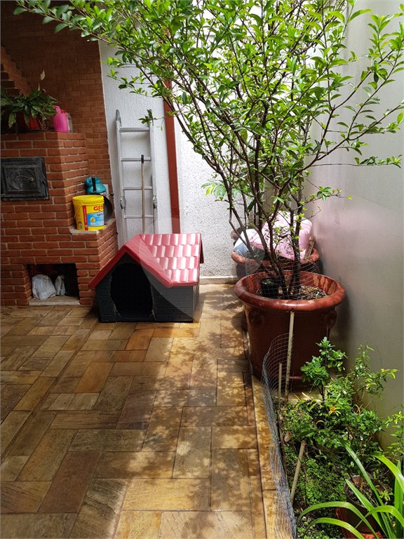 Sobrado à venda com 2 quartos, sendo 1 suíte, em Chácara Jafet, Mogi das Cruzes, SP