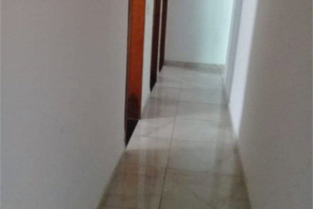 Casa à venda com 4 quartos, sendo 1 suíte,  em Parque Santa Rosa, Suzano, SP