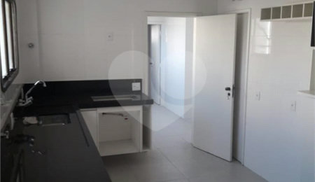 Apartamento à venda com 4 quartos, sendo 1 suíte,  em Santana, São Paulo, SP