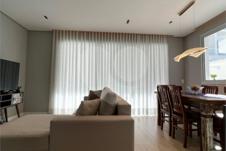 Casa à venda com 3 quartos, sendo 1 suíte,  em Cézar de Souza, Mogi das Cruzes, SP