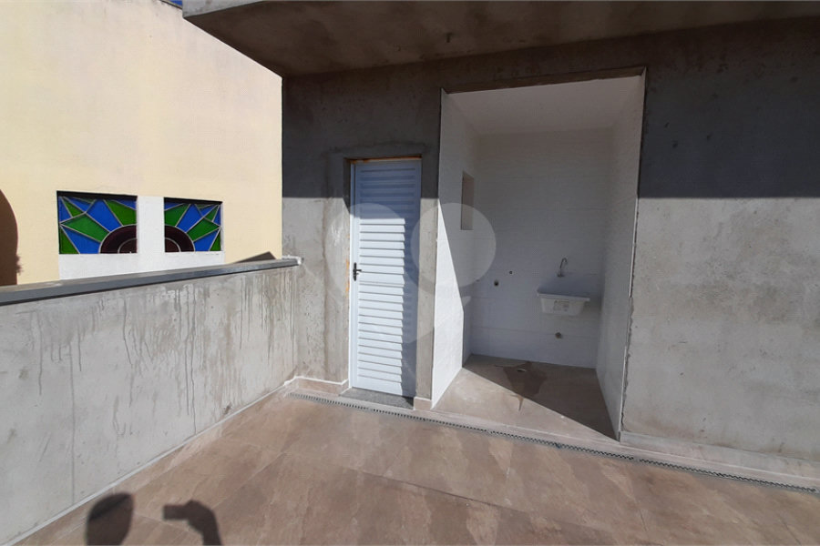 Casa à venda com 2 quartos no condomínio Residencial Luta, São Paulo - SP