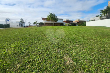Terreno à venda no condomínio Alphaville Nova Esplanada 2, Votorantim - SP