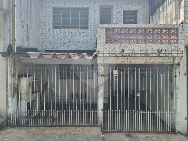 Sobrado à venda com 2 quartos, sendo 1 suíte,  em Vila Prudente, São Paulo, SP
