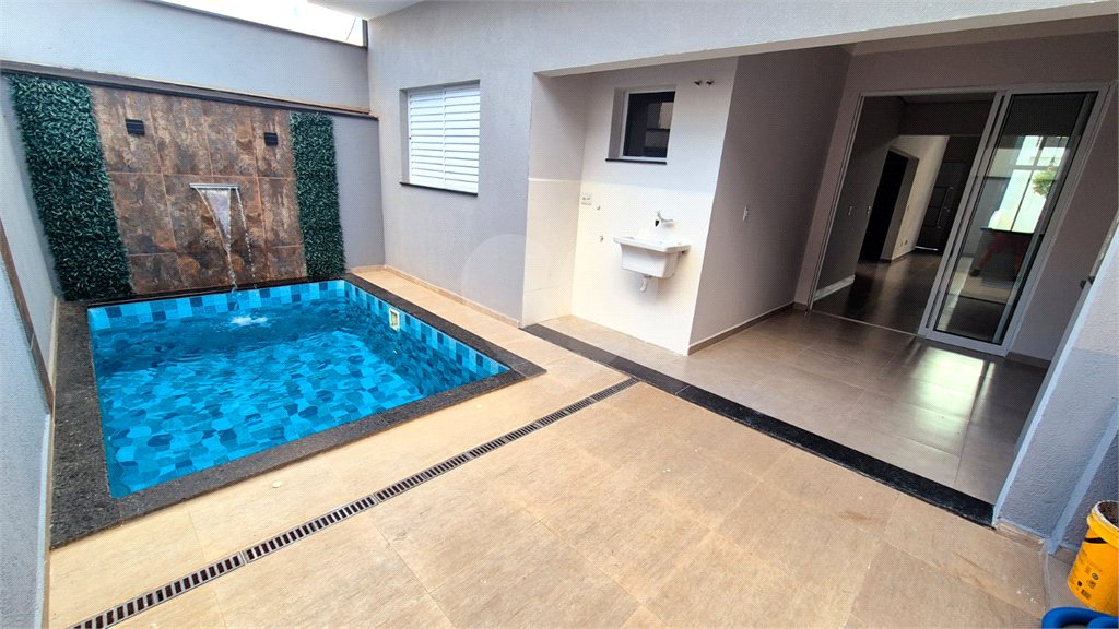 Casa à venda com 3 quartos, sendo 1 suíte,  no condomínio Horto Florestal Villagio, Sorocaba - SP