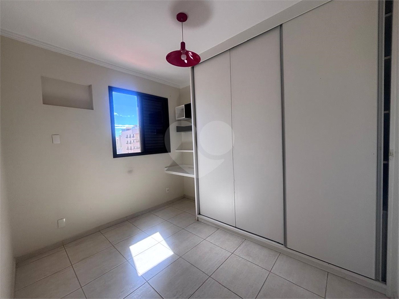 Apartamento à venda com 3 quartos, sendo 1 suíte,  em Vila Independência, Sorocaba, SP