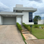 Casa à venda com 3 quartos, sendo 1 suíte, no condomínio Village Ipanema 2, Araçoiaba da Serra - SP