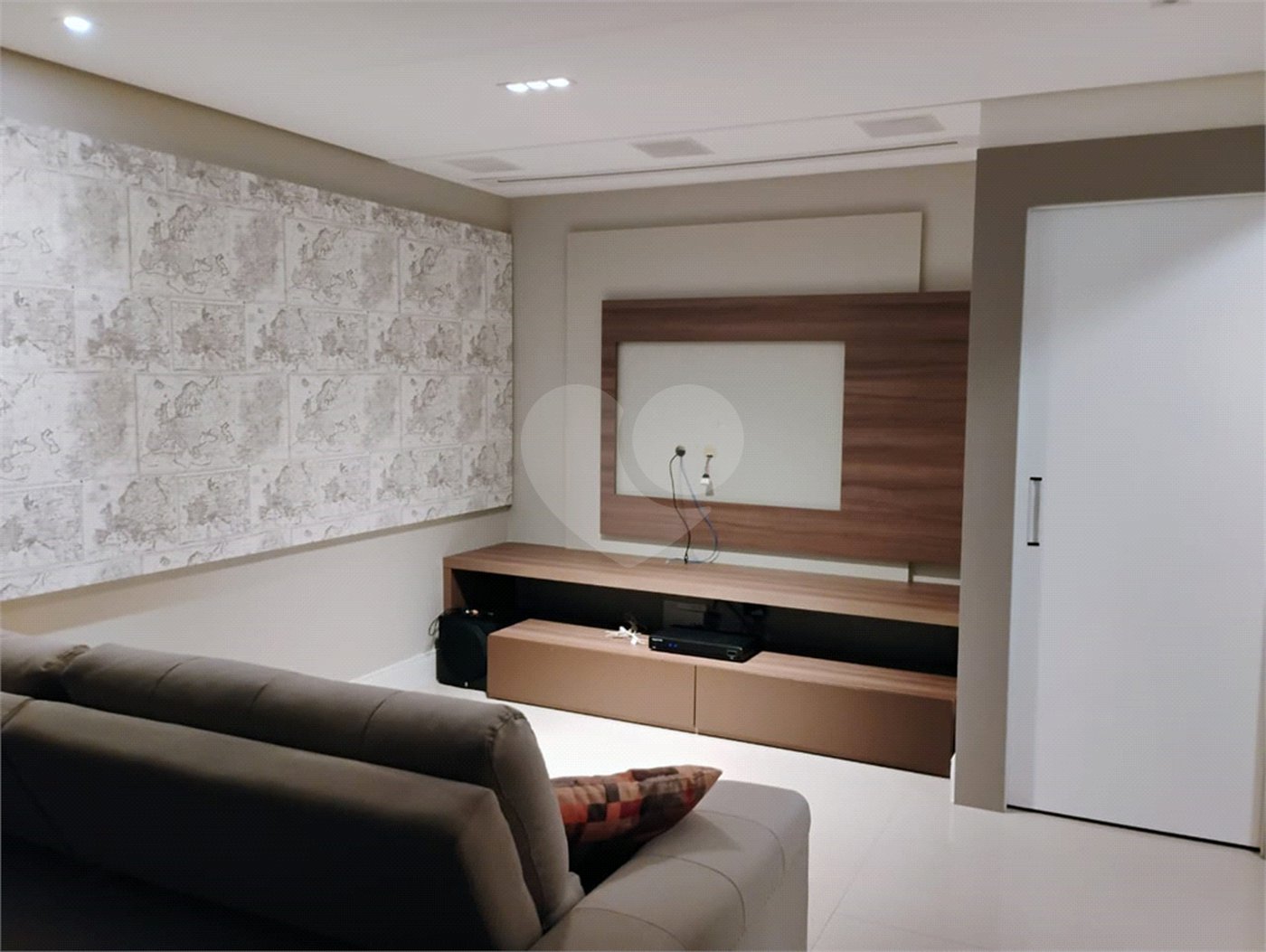 Apartamento à venda com 3 quartos, sendo 1 suíte, no Centro, São Bernardo do Campo, SP