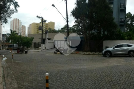 Duplex à venda com 3 quartos, sendo 1 suíte, em Vila Andrade, São Paulo, SP