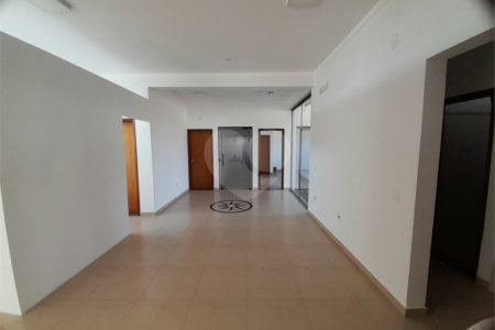 Galpão Industrial no Jardim Tangará - 1.714,91 m² de Área Útil