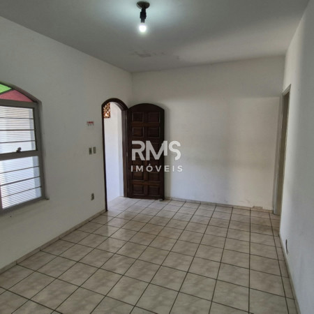 Casa à venda ou para alugar com 3 quartos, sendo 1 suíte,  em Jardim do Estádio, Itu, SP