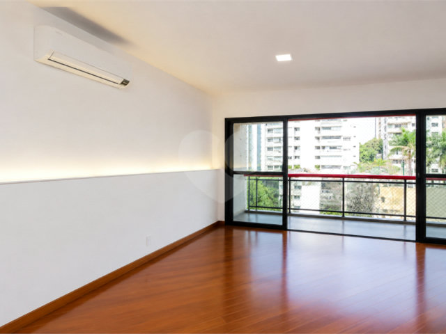 Apartamento à venda com 3 quartos, sendo 1 suíte,  em Vila Mascote, São Paulo, SP
