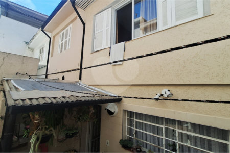 Sobrado à venda com 3 quartos em Vila Gustavo, São Paulo, SP
