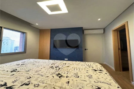 Apartamento Recém reformado e mobiliado a venda em Vila Mariana