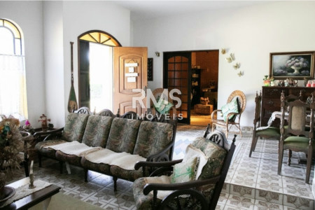 Chácara à venda com 4 quartos, sendo 1 suíte,  em Colinas do Mosteiro de Itaici, Indaiatuba, SP