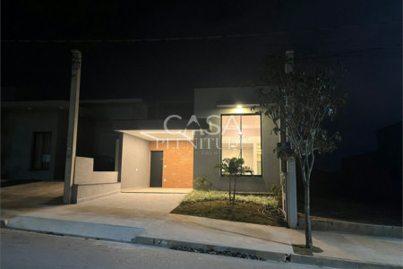 Casa à venda com 2 quartos, sendo 1 suíte,  em Jardim Residencial Villagio Wanel, Sorocaba, SP
