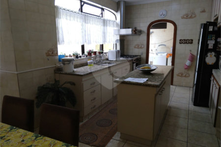 Casa à venda com 3 quartos, sendo 1 suíte,  em Jardim Brasil (zona Sul), São Paulo, SP