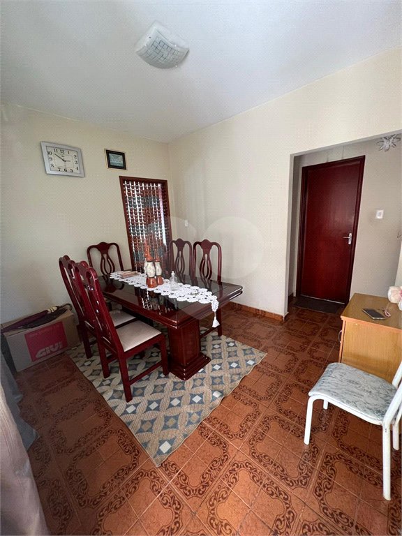 Casa residencial e comercial a venda com renda em Louveira-SP