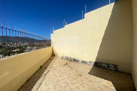 Casa à venda com 4 quartos, sendo 2 suítes,  em Jardim do Lago, Atibaia, SP