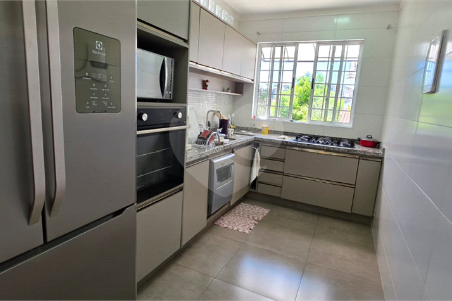 Casa Térrea à venda ou para alugar com 8 quartos, sendo 4 suítes, em Vila Pereira Barreto, São Paulo, SP
