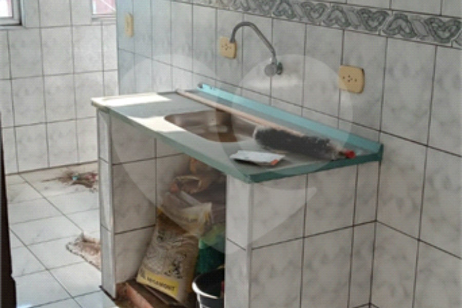 Apartamento à venda com 2 quartos em Cidade Tiradentes, São Paulo, SP