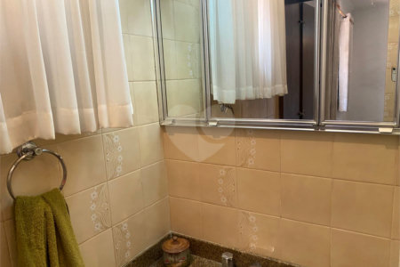 Casa à venda com 2 quartos, sendo 1 suíte, em Vila Rosália, Guarulhos, SP