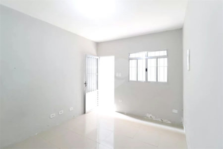 Casa Térrea à venda com 2 quartos em Tucuruvi, São Paulo, SP